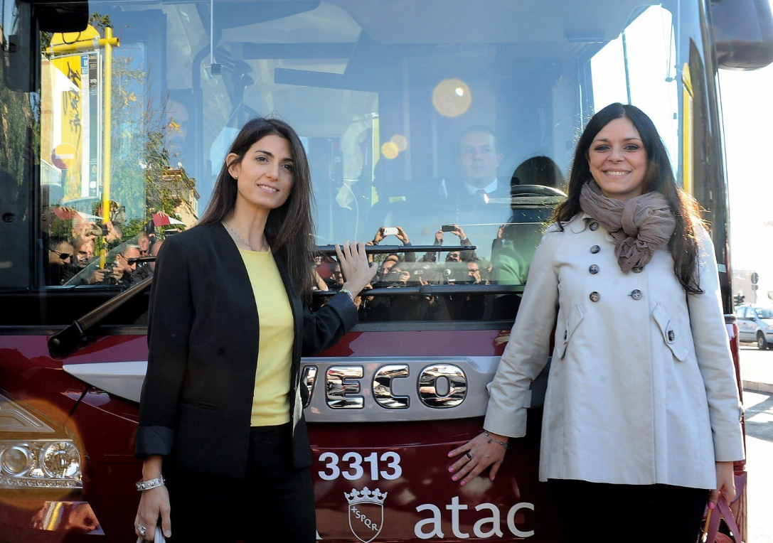 “Prima gli autobus italiani!” prometteva il M5S a Roma. E invece arrivano i turchi article-post