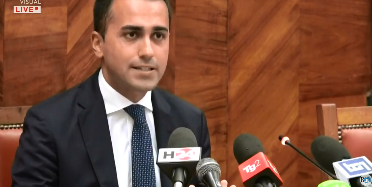 ILVA: la protesta contro Di Maio a Taranto article-post