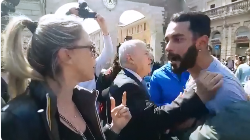 salvini karim insulti poliziotta verona - 3