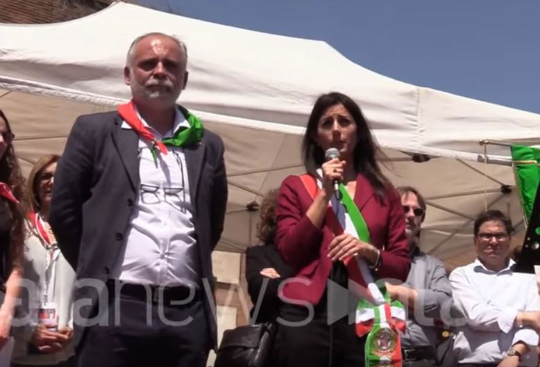 La contestazione a Virginia Raggi per il 25 aprile article-post