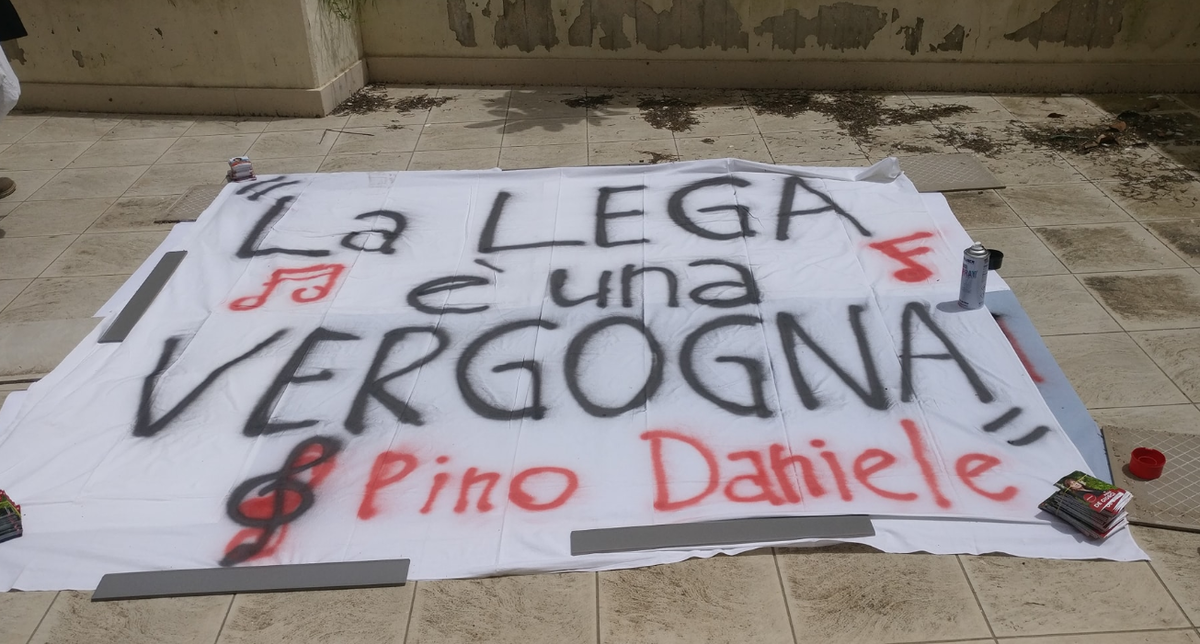 Scrivere “la Lega è una vergogna” non è un’offesa ma una critica politica article-post