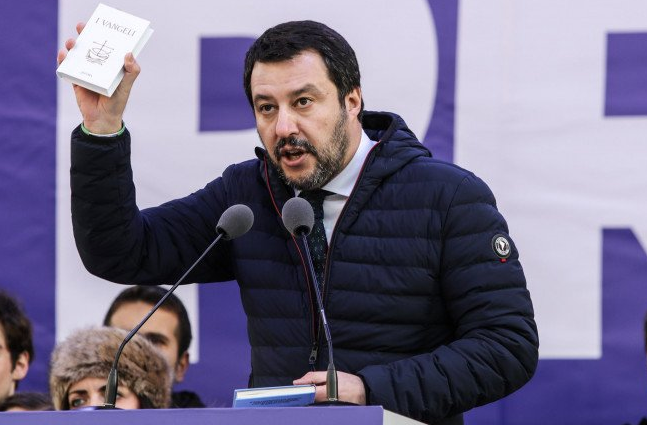 Il putiniano Salvini va negli USA «per l’ok alla crisi di governo» article-post