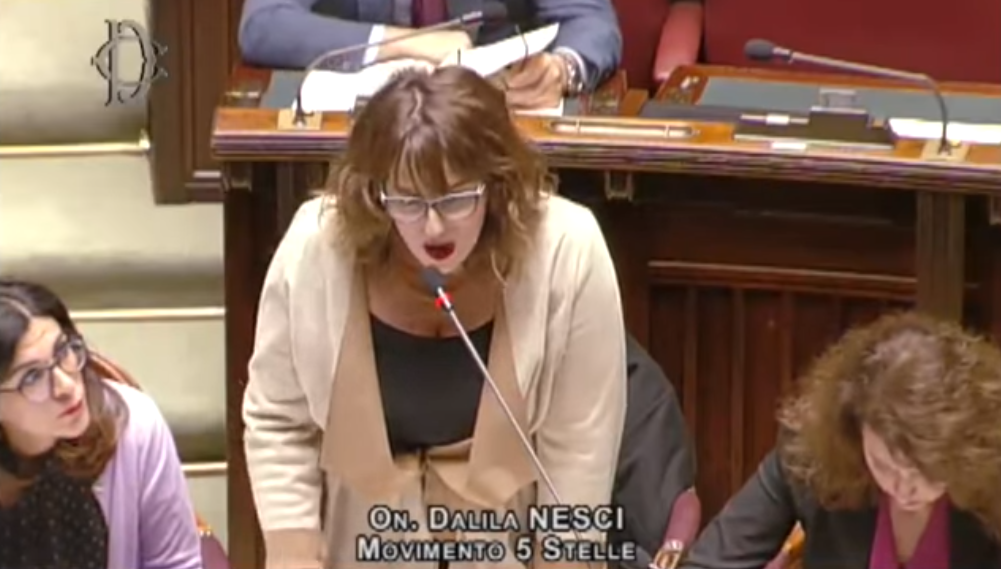 La deputata M5S voleva mettere un suo collaboratore alla Sanità in Calabria, ma… article-post