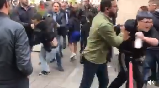 I due ragazzi fermati e identificati dalla Digos a Settimo Torinese perché erano in piazza contro Salvini article-post