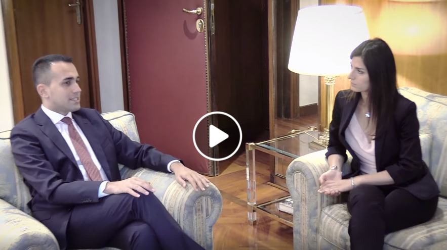 Marco Travaglio e Virginia Raggi abbandonata dallo Stato article-post