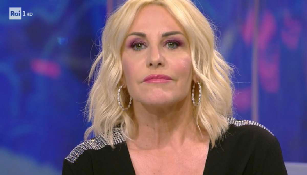 Antonella Clerici fuori dai palinsesti RAI article-post