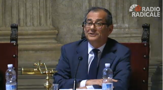 Cosa deve fare Tria per convincere l’UE a non aprire la procedura (a parte inginocchiarsi) article-post