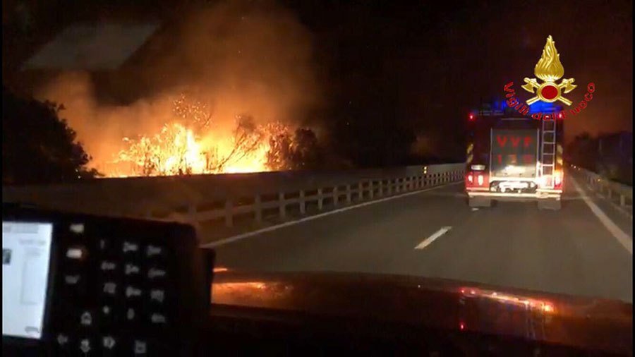 Sardegna, l’incendio a Siniscola nel nuorese article-post
