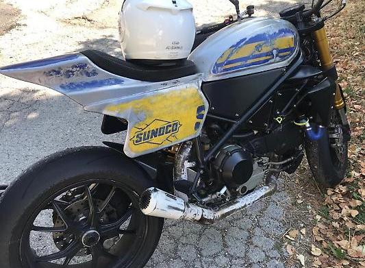 moto modificata