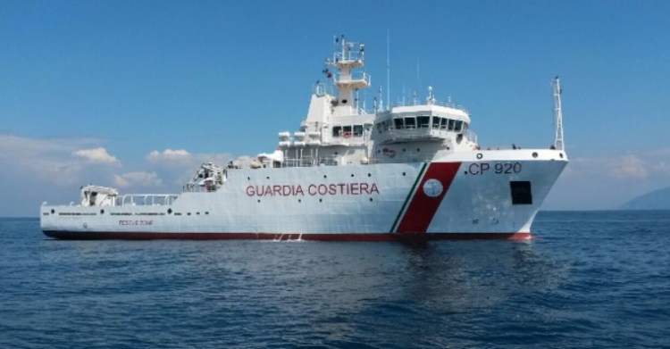 nave gregoretti salvini porto chiuso guardia costiera - 4
