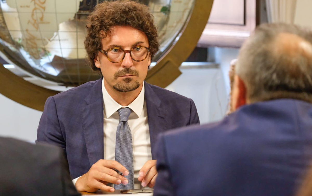 Così Toninelli ha trasformato il M5S nel “partito del cemento” article-post