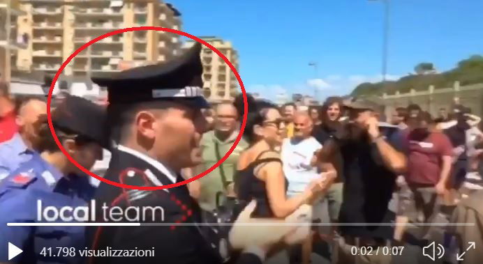carabiniere mirare bene gavettoni salvini