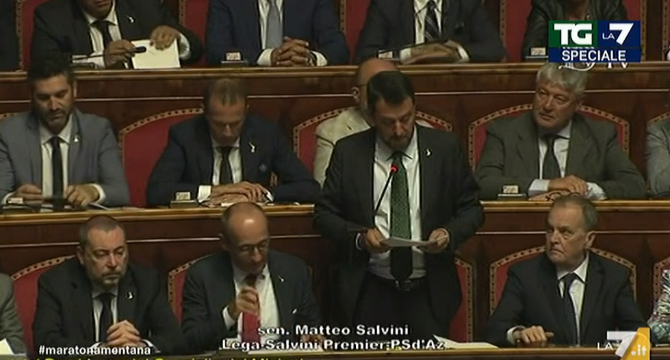 Salvini risponde a Conte e dimostra di non aver capito la domanda (e tira fuori la Madonna) article-post