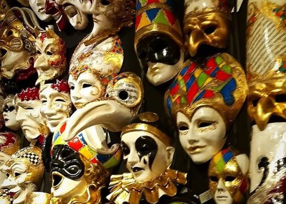 Il medico notturno e la carnefice che scopre di essere una vittima article-post