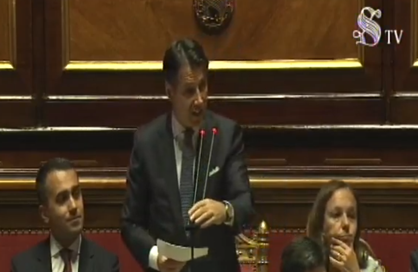 Giuseppe Conte torna al Senato per una nuova lezione di democrazia a Salvini article-post