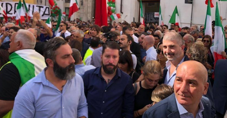 forza nuova roberto fiore casapound montecitorio - 4