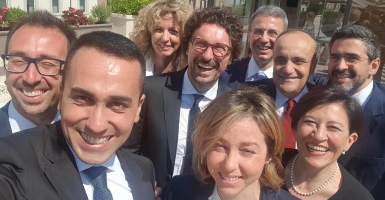 grillo toninelli lezzi trenta bonisoli trombati conte bis - 1