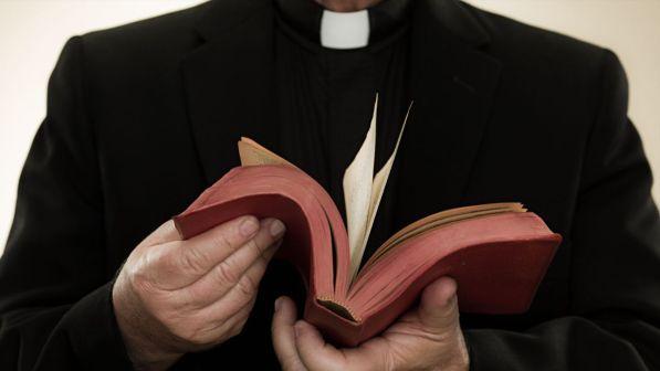 Austria, quei 300 sacerdoti ribelli che continueranno a benedire le unioni dello stesso sesso article-post