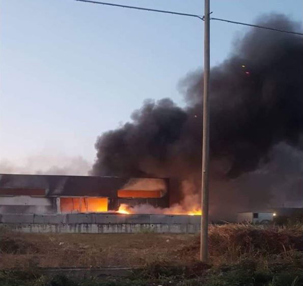 Il rogo nell’azienda di rifiuti speciali a Battipaglia article-post