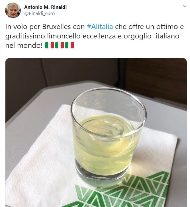 Alitalia, il limoncello di Rinaldi e il termine per l’offerta che scade oggi article-post