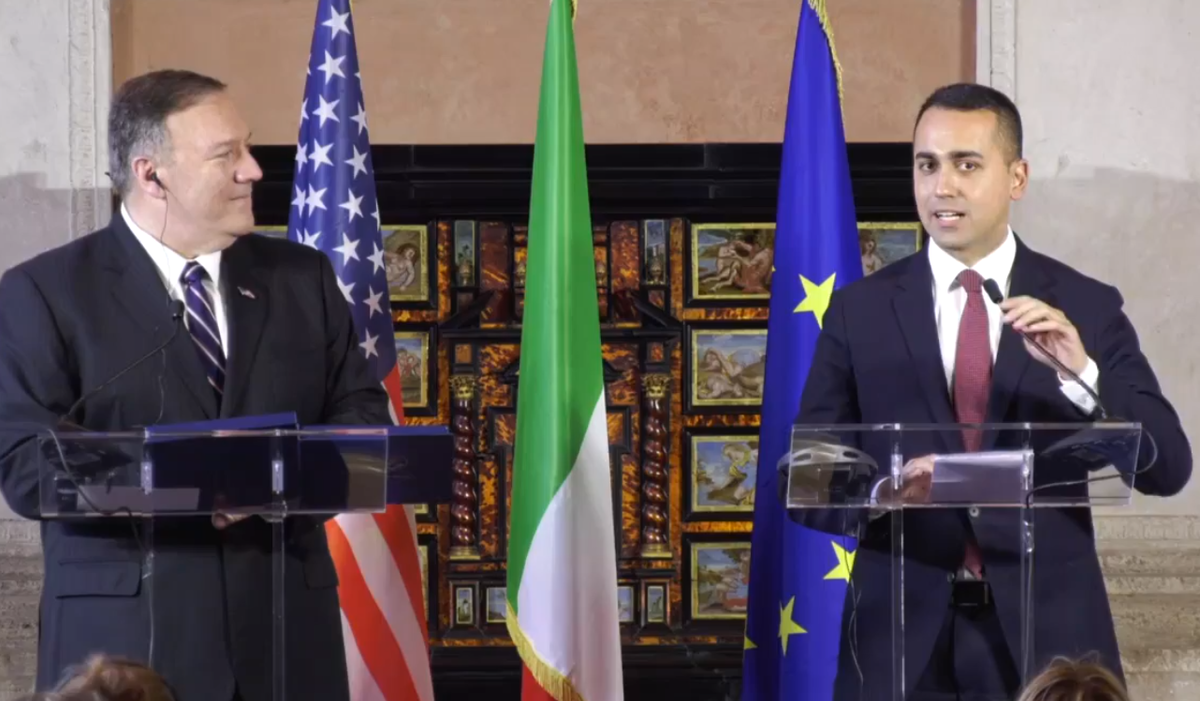 Luigi Di Maio confonde Mike Pompeo con Wilbur Ross article-post