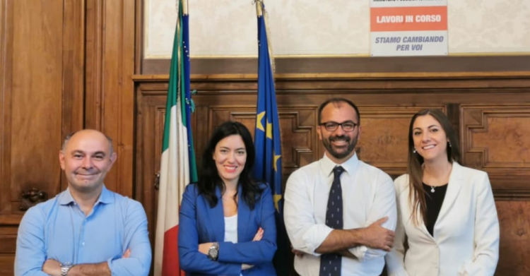 fioramonti crocifissi scuole - 7