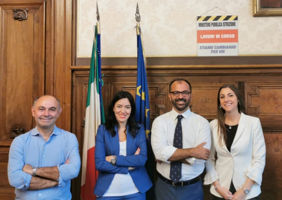 article-post