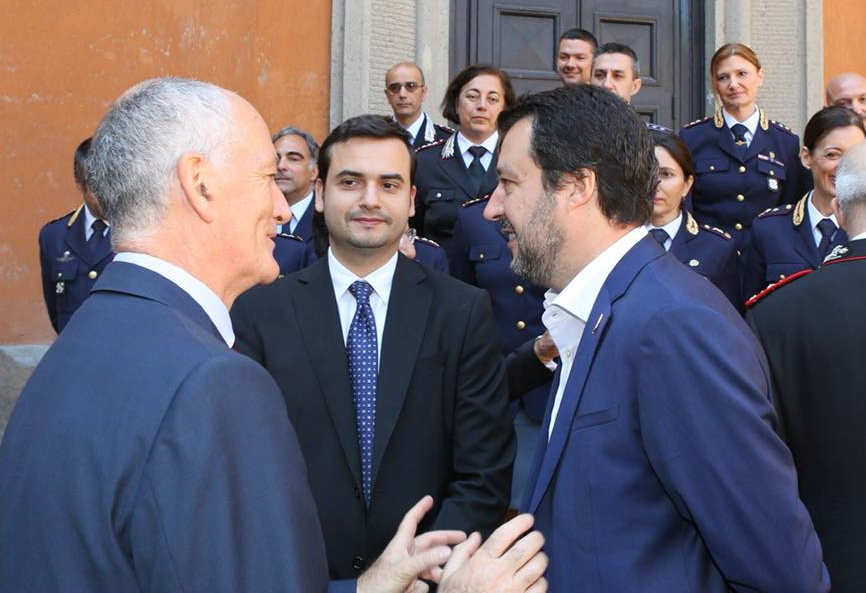 Salvini si lamenta con Lamorgese di 30 immigrati a Terni ma lui ne voleva portare 600 article-post