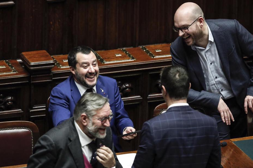 Il leghista Volpi si è dimesso dalla presidenza del Copasir article-post