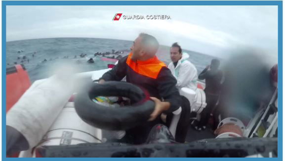 Il salvataggio della piccola Faven a Lampedusa preview