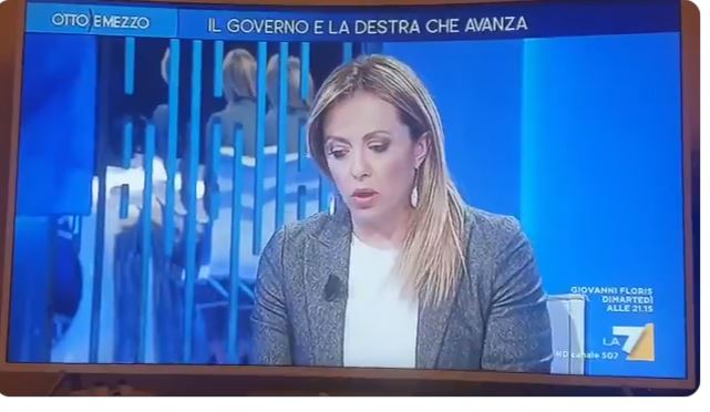 Le fregnacce di Giorgia Meloni sui “citofoni pubblici” delle case popolari article-post