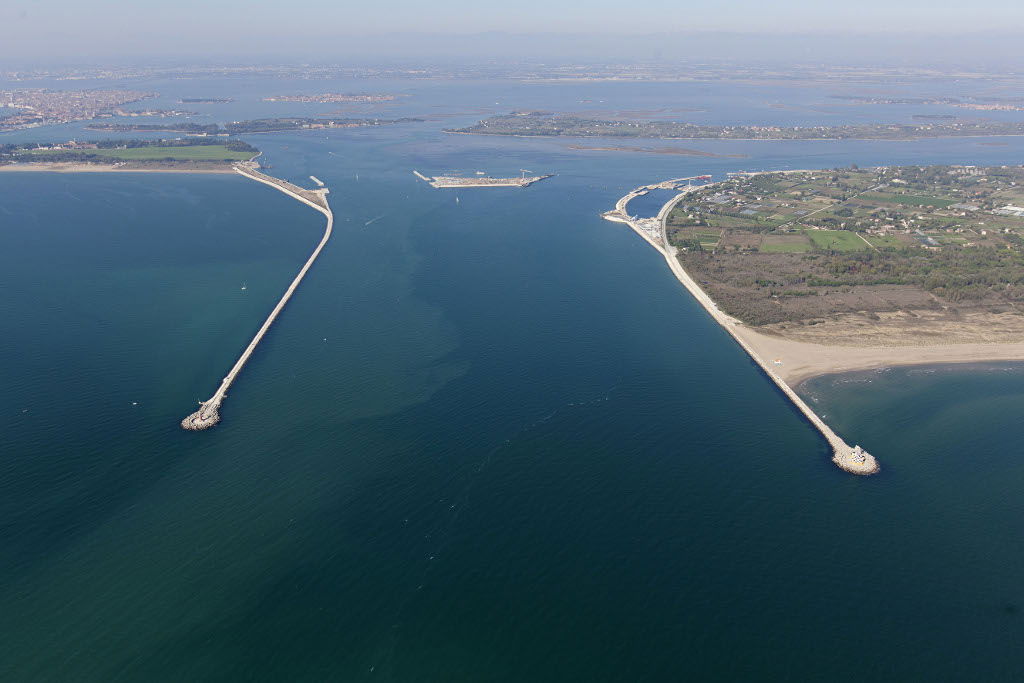 MOSE: cos’è il Modulo Sperimentale Elettromeccanico per fermare l’acqua alta a Venezia article-post