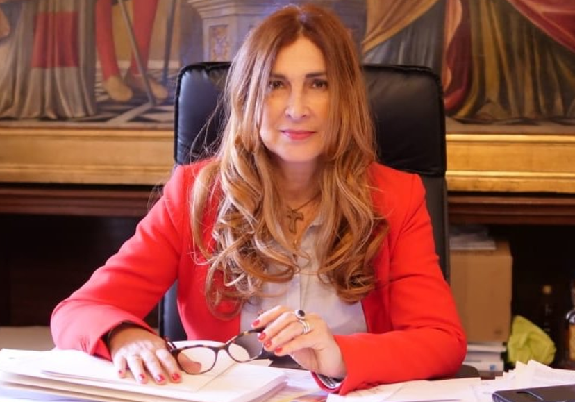 Per Patty L’Abbate le domande sull’Ilva “non hanno importanza”, la sua pagina di Wikipedia invece sì article-post