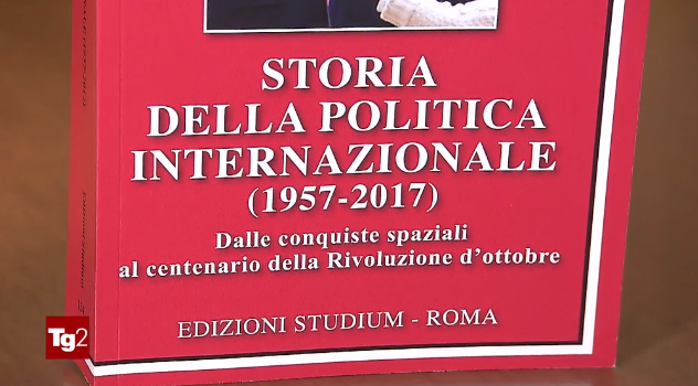 Indovina quale libro ha deciso di sponsorizzare oggi il Tg2 di Gennaro Sangiuliano? article-post