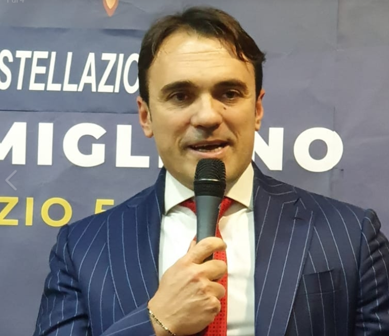 La storia dei deputati grillini iscritti al concorso della Camera article-post