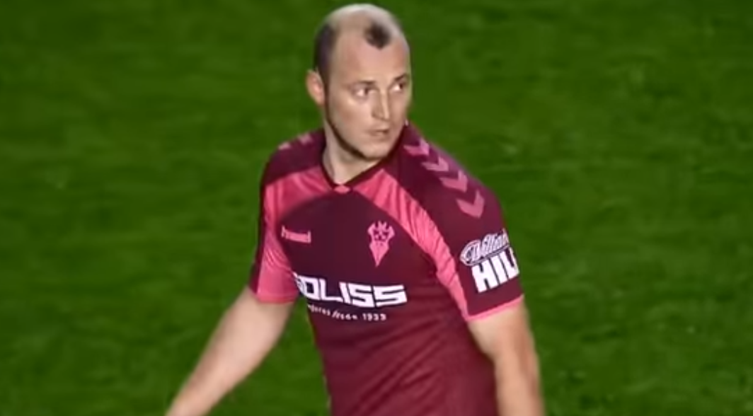 Roman Zozulya: la partita sospesa in Spagna per il giocatore accusato di essere nazista article-post