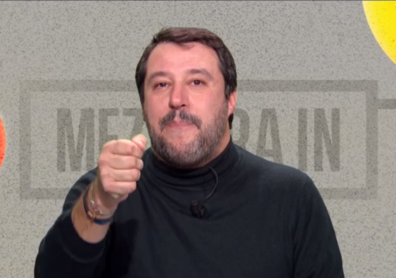 Così Salvini rottama la vecchia Lega nel silenzio article-post