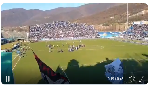 I cori contro Balotelli durante Brescia-Lazio article-post