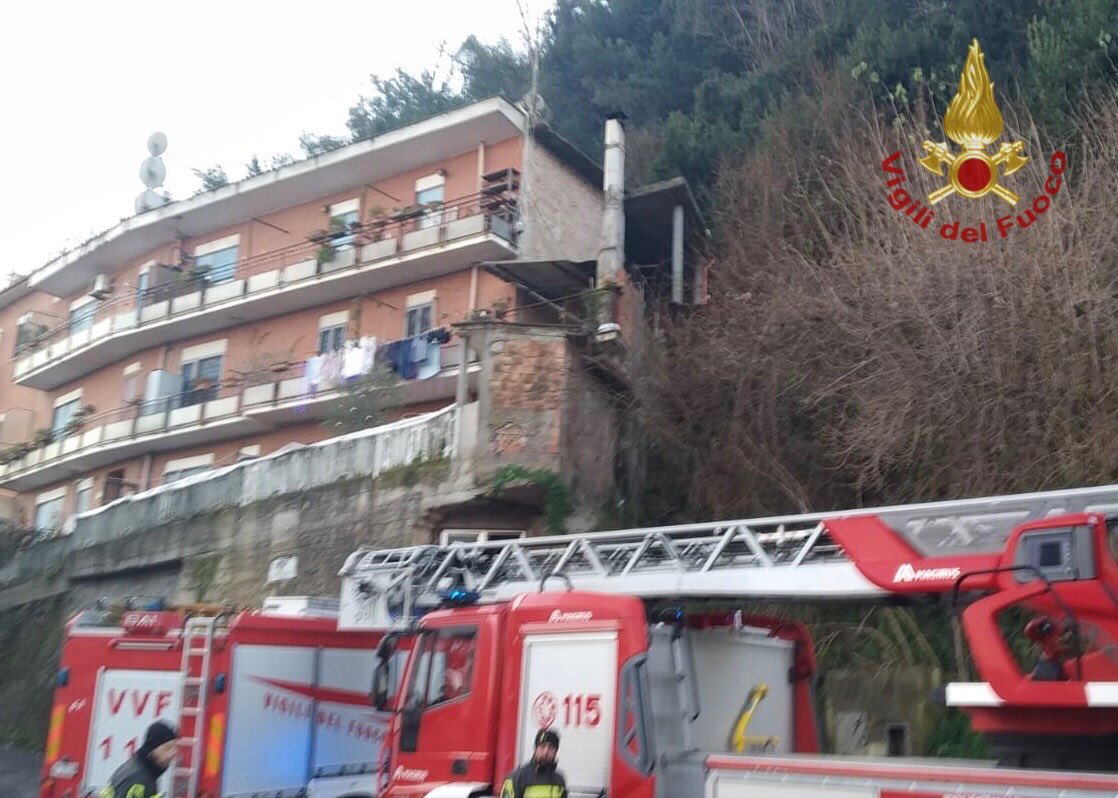 La frana sulla palazzina alla Salita Castel Giubileo article-post