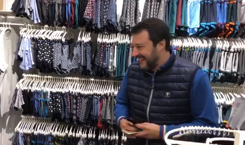 Salvini è troppo impegnato a lodare Trump per ricordare gli “italiani in divisa” che rischiano in Iraq? article-post