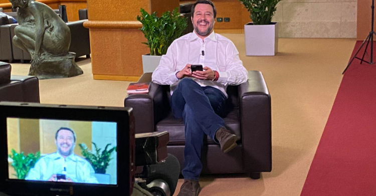tg2 salvini pilastro citofono anzaldi rai - 2
