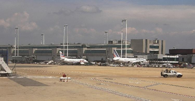 aeroporto di tessera coronavirus