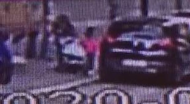 La donna che ha abbandonato un bambino a Termini è stata arrestata article-post