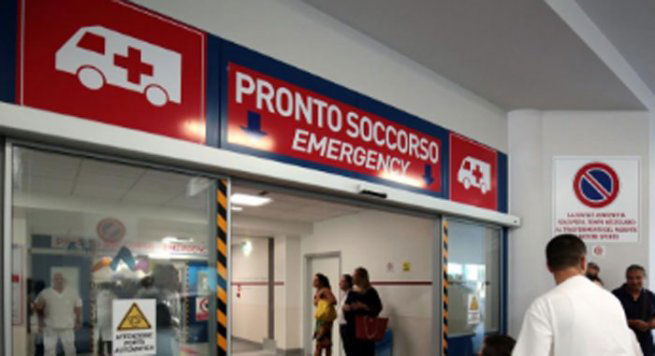 Il 15enne ucciso dal carabiniere durante una rapina a Napoli article-post