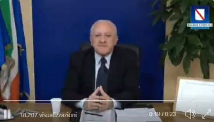Vincenzo De Luca regala mascherine ai campani in quarantena article-post