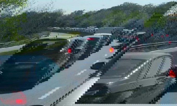 La bufala delle code sulla Pontina per la vacanza al tempo del Coronavirus preview