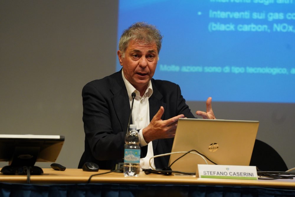 Stefano Caserini, climatologo, è consigliere comunale di minoranza a Lodi