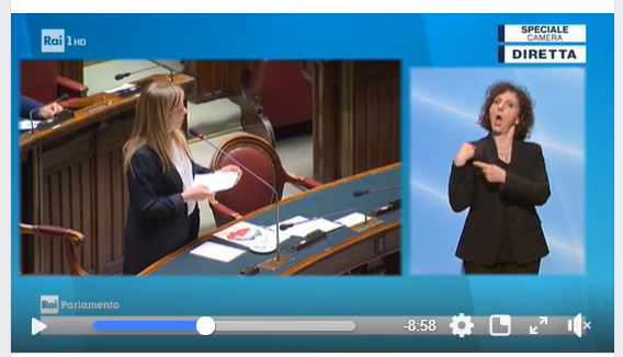 «E pensate come siete messi se proprio io vi devo dare lezioni di democrazia» preview