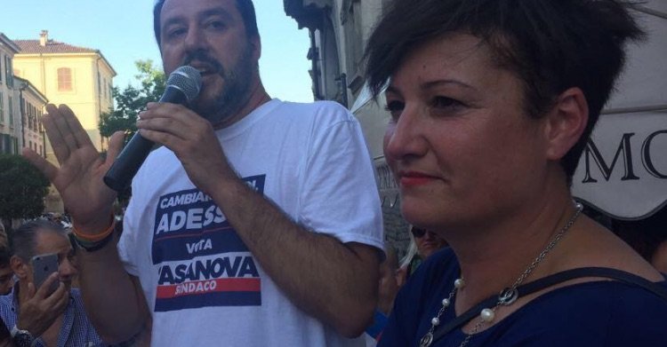 La sindaca di Lodi Sara Casanova con Matteo Salvini