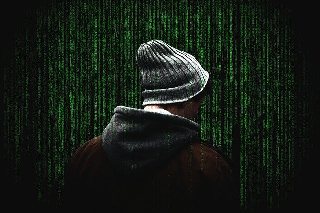 Controllo digitale e tracciamenti online: sono davvero un pericolo per la nostra società? article-post